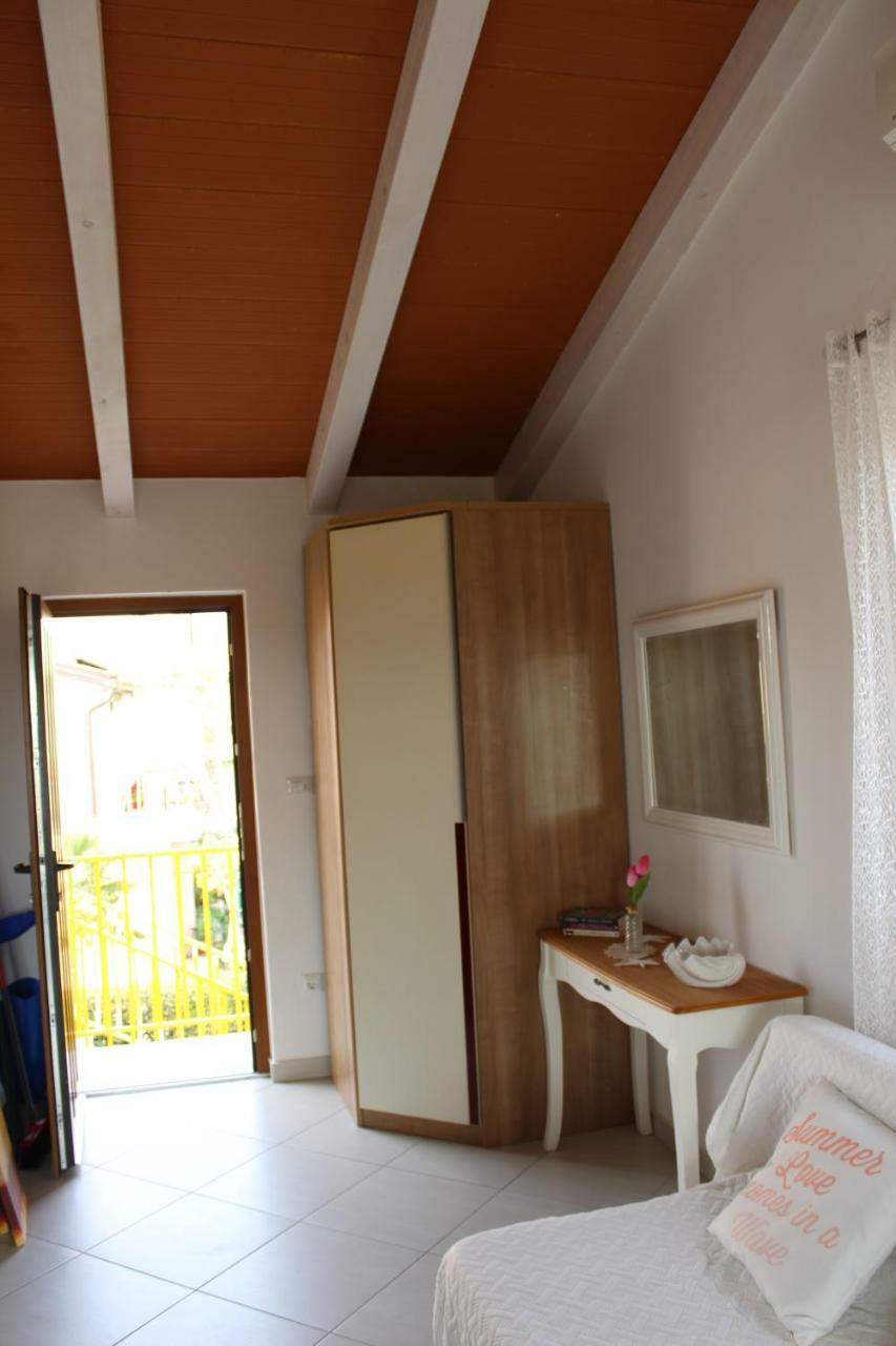 Apartman Sasa โรวีน ภายนอก รูปภาพ