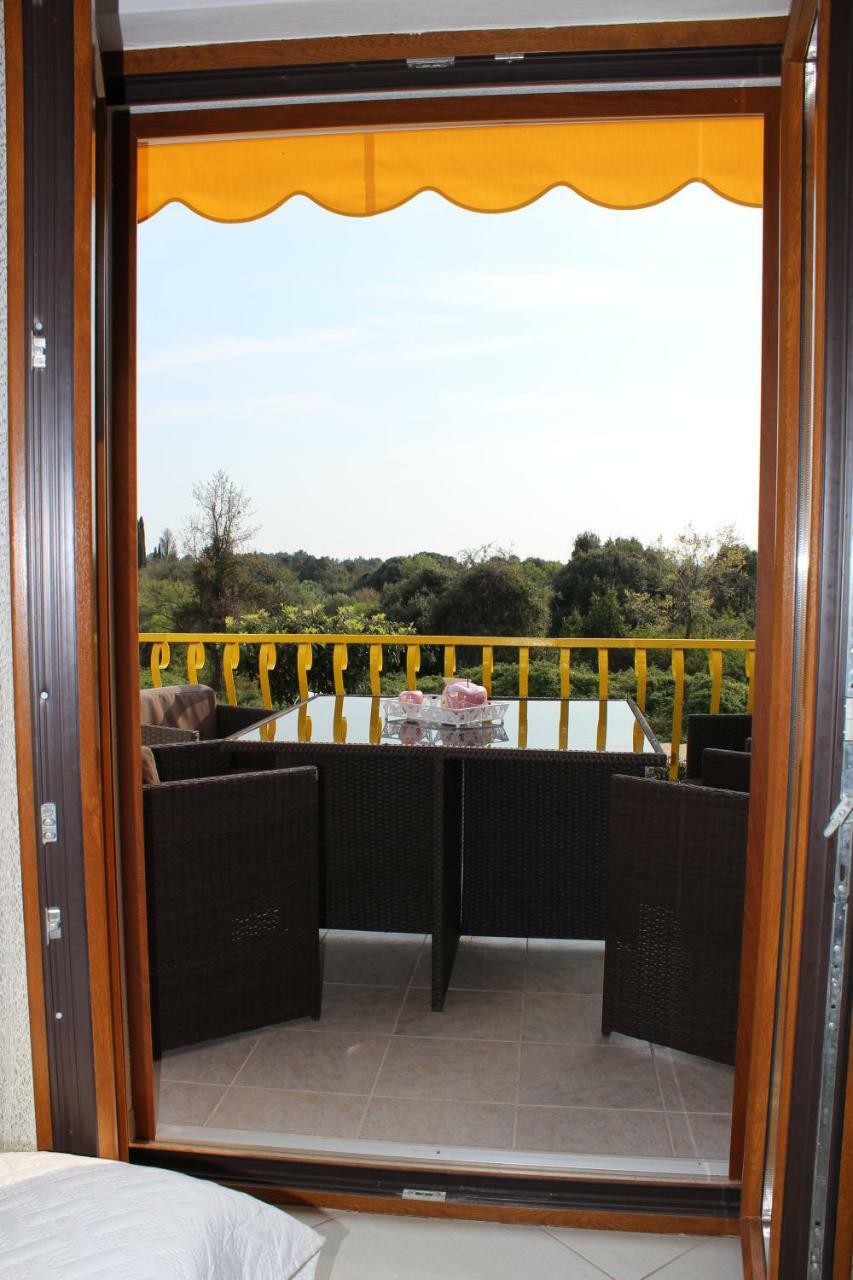 Apartman Sasa โรวีน ภายนอก รูปภาพ